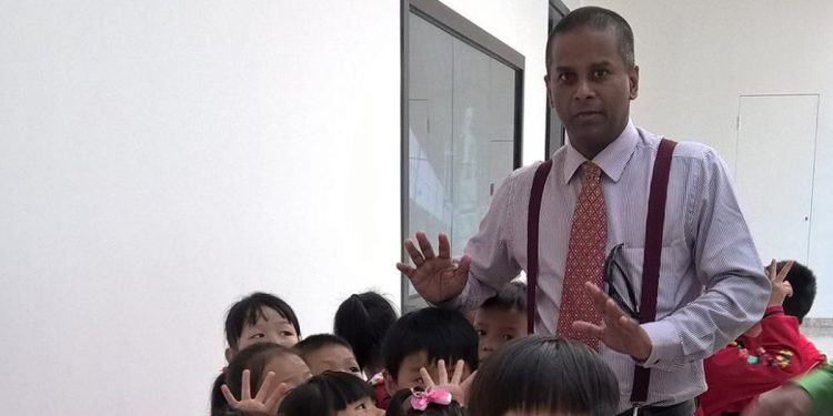 රජයේ ප්‍රවෘත්ති අධ්‍යක්ෂ ජනරාල් තනතුර චින්තක කරුණාරත්නට!