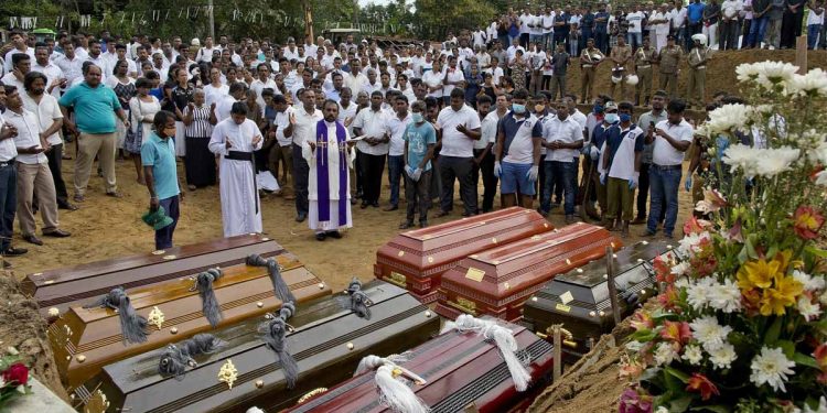 මියගිය හෝ සදාකාලික ආබාධිතයකුට ලක්ෂ 10යි! තුවාල වූ අයකුට ලක්ෂ 5යි! වන්දි දෙන්න කැබිනට් එක තීන්දු කරලා! පාස්කු ප්‍රහාරයේ නඩු 107ම නිෂ්ප්‍රභ කරන්න! නීතිපතිවරයා උසාවියට දැනුම් දෙයි!