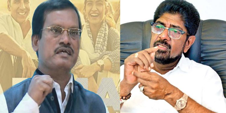 එදා සජිත් පෑඩ් ගැන කියද්දි පෑඩ් මෑන් කියලා මඩ ගැහුවා! අද ඇමැති කෙහෙළිය අන්න ‘පෑඩ් මෑන්’ එක්ක සාකච්ජා කරනවා!
