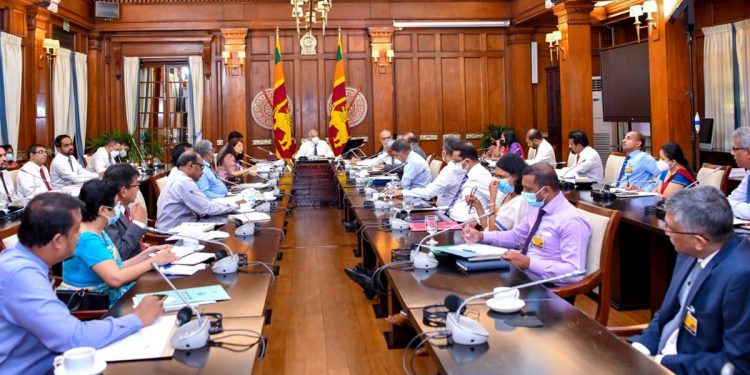 වැඩ කරන්න බාධා චක්රලේඛ වෙනස් කරන්න ජනපති ලෑස්ති වෙයි!