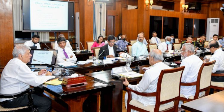 75 වන නිදහස අභිමානවත්ව සමරන්න රනිල් උපදෙස් දෙයි! සාර්ක් විදේශ ඇමැතිවරුන්ටත් ආරාධනා! දෙවුන්දර තුඩුවේ සිට පේදුරු තුඩුවට පාපැදි සවාරියක්! ගෙවල් 1996ක්! (PHOTOS)