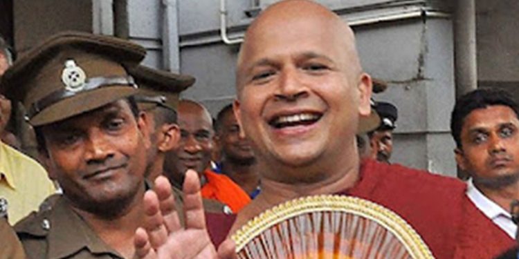 නඩුවට උසාවි ඇවිත් නෑ! උඩුවේ හිමියන්ට අධිකරණ නියෝගයක්!