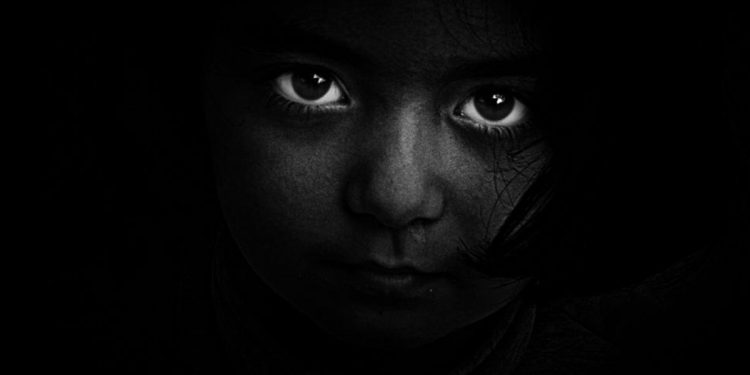 විමලා මෙහෙ වරෙන්කො… පුංචි උනාට ඔබට ඕන වැඩක් පුළුවනි කියලා තමයි කිව්වේ… රටම දන්න ආච්චි කෙනෙක් ළමා දිනයට ලියූ මේ කතාව කියවන්න…