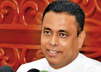 වැඩිය දඟලන්න එපා… මරනවා! බන්දුල ලාල්ට මහ පාන්දර ගෙදරටම ඇවිත් සද්දයක් දාලා!