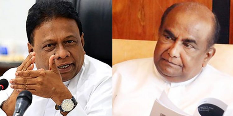 ද්විත්ව පුරවැසියන් හොයන එක රහතුන් වහන්සේලා හොයනවා වගේ ජනතාවට බාරදෙන්න එපා! මේ තක්කඩියන් වහාම රටට හෙළි කරන්න! ඒක ඔබේ වගකීම! ඩලස් කතානායකතුමාට වගකීම මතක් කර දෙයි! (VIDEO)