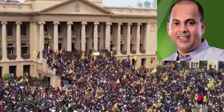 උද්ඝෝෂණ අරගල වෙනුවෙන් ආණ්ඩුවට එරෙහිව මරික්කාර් දාපු නඩුව දිනුම්! නොමිලේ පෙනී හිටපු තාරකට ස්තූතියි! අධිකරණයටත් ස්තූතියි! රනිල්ට අනතුරු ඇඟවීමකුත් කරයි! (VIDEO)