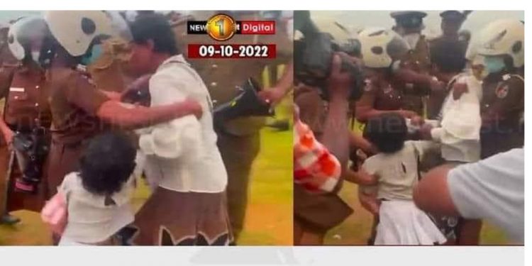 ඊයේ ගෝල්ෆේස් විරෝධය විසුරුවා හැරීම නීති විරෝධීයි! ලොක්කො සතුටු කරන්න මානව හිමිකම් කඩන පොලිස් නිලධාරීන්ට නිසැකවම වන්දි ගෙවන්න වේවි! නීතීඥ සංගමයේ සභාපති පොලිසියට රතු එළි පෙන්වයි!