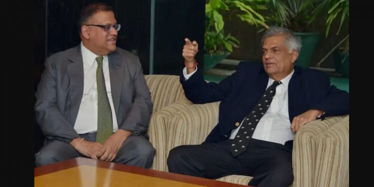 ජනාධිපතිගෙයි අර්ජුන් මහේන්ද්රන්ගෙයි සිංගප්පූරු හමුවක් නිසා පාර්ලිමේන්තුව උණුසුම් වෙයි! රනිල් වහාම ඇවිත් මරික්කාර්ට උත්තර දෙයි! (VIDEO)
