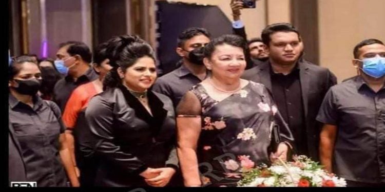 කෝටි ගණන් වංචා කරපු තිලිණි ප්‍රියමාලි එක්ක රාජපක්ෂ පවුලත් සම්බන්ධද?