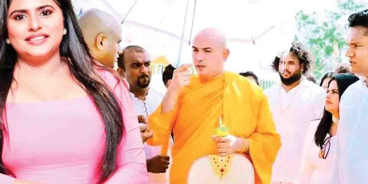 බුරුල්ලේ අම්මට සිරි (අ)සුමන හිමි…
