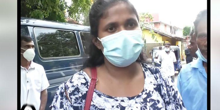 පොලිසියෙන් ඔළුවට වෙඩි තිබ්බ තිහගොඩ දරුවට මොකද වුණේ? අක්කා කියන සංවේදී කතාව අහලා බලන්න! (VIDEO)