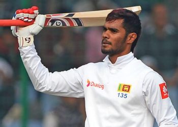 එක පැත්තක් වැටෙද්දී ධනංජය අනෙක් පැත්ත අල්ලගෙන ඇෆ්ගනිස්තානය පරද්දයි!