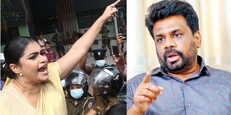 ජවිපෙ V FM ගත්තේ කාගෙන්ද? ජවිපෙ V FM එක වික්කෙ කාටද? මම ඉස්සරහට හෙළිකරන්නම්! මෙච්චර කල් කට වහගෙන හිටියා! දැන් කට අරිනවා! ජවිපෙ ගහන්නේ ඩබල් ගේම් එකක්! ජවිපෙ ඉන්නෙ රනිල් එක්ක! හිරුණිකා බෝම්බයක් පත්තු කරයි! (VIDEO)