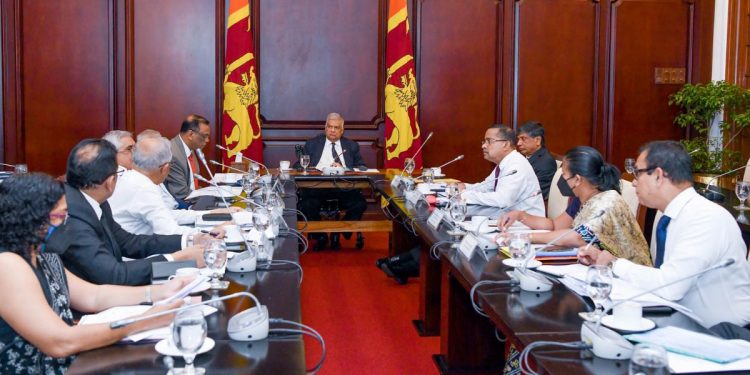 එදා ගේන්න යද්දි ඒකාබද්ධ විපක්ෂය මැරෙන්න හදපු සිංගප්පූරු ගිවිසුම ඔන්න ආයෙත් එනවා!