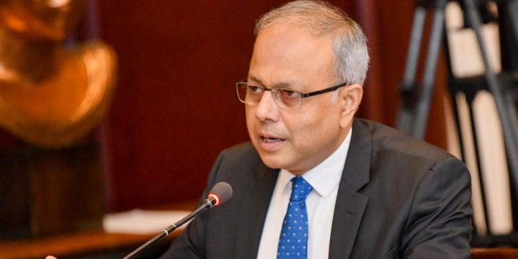 ආර්ථික වශයෙන් රට ගොඩගන්න හැටි සාගල ලෝක බැංකු නිලධාරීන්ට හා රාජ්‍ය නිලධාරීන්ට පෙන්නලා දෙයි! (PHOTOS)