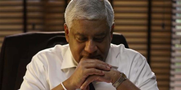 සජබෙ-ජවිපෙ රැස්වීම් තිබ්බොත් කරන දේ! පෙරටුගාමී උද්ඝෝෂණ කරොත් කරන දේ! කියන දේ නොකරන පොලිස් නිලධාරීන්ට කරන දේ! කවුරු කිව්වත් නවත්වන්නේ නැති දේ! පොලිස් ඇමැති ටිරාන් අලස් පාර්ලිමේන්තුවට කියයි! (VIDEO)