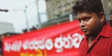 හිරගෙදර ඇතුළේ වසන්ත දැඩි මතයක! හොඳ මානසික සූදානමක! මැගසින් නිලධාරීනුත් ශක්තිය දෙයි! (VIDEO)