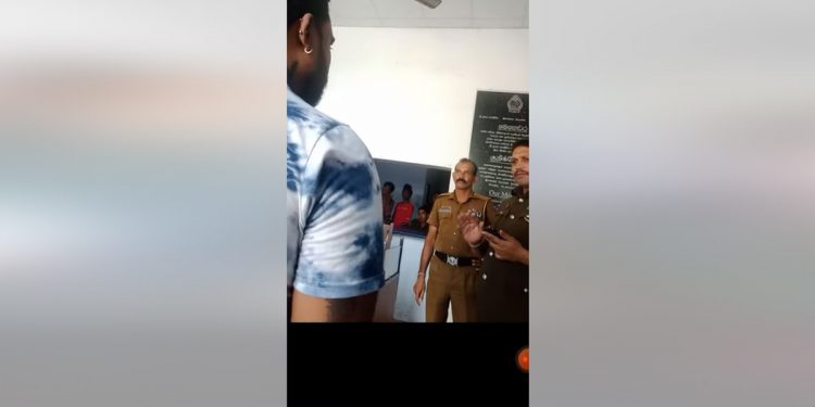 එහෙම වාහන උස්සගෙන යන්න කාටවත් අයිතියක් නෑ! බලෙන් වාහන උස්සන් යන ලීසිං කොම්පැනිවල සීසර් චණ්ඩින්ට දෙමටගොඩ OIC පොලිසිය ඇතුළෙදි නීතිය උගන්වයි! (VIDEO)