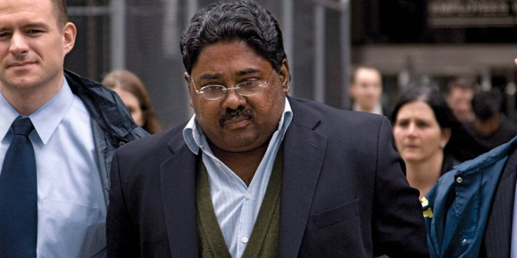 කොටි සංවිධානෙට සල්ලි දුන්නා.. දැවැන්ත මූල්‍ය වංචා කළා කියලා අමෙරිකාවෙ FBI එක අත්අඩංගුවට ගත් ලංකාවේ රාජ් රාජරත්නම් මතකද? අන්න එයා දැන් ලංකාවට ඇවිත්ලු! දේශපාලකයො කිහිප දෙනෙක් හම්බවෙන්නත් ඉන්නවලු!