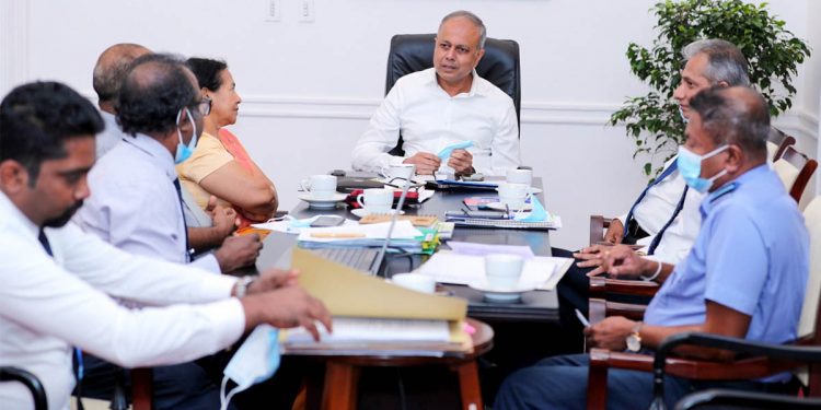 සාගල ගොවියන්ට ඉඩම් බෙදයි! (PHOTOS)