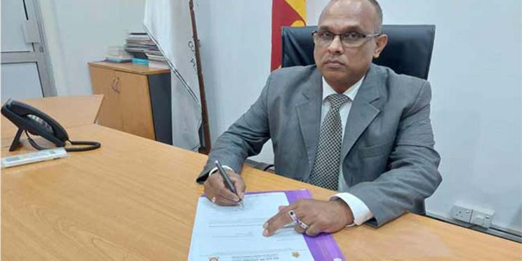 සීනි සමාගම ‌‌ගොඩගන්න මෙහෙයුම මේජර් ජනරාල් සාරදට බාරදෙයි!