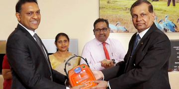 Hemas Surgicals & Diagnostics වෙතින් කටුනායක බණ්ඩාරනායක ජාත්‍යන්තර ගුවන් තොටුපළට Nihon Kohden AED යන්ත්‍රයක්…
