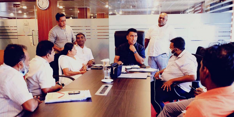 ජොනී ඔක්කොටම කලින් කුරුණෑගල ඡන්ද වැඩ පටන් අරන්! (PHOTOS)