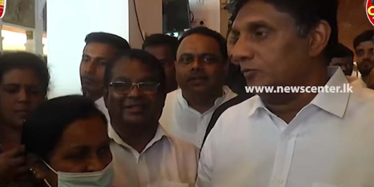 පාස්කු බෝම්බ ප්රහාරයට ලක්වූ මහා හාස්කම් ඇති කොච්චිකඩේ දේවස්ථානයට සජිත් ගිහින්! බැතිමතුන් වට කරගෙන ප්රශ්න අහයි! සජිත් දුන්න උත්තරේ! VIDEO