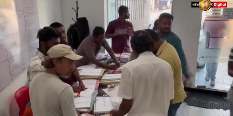 මුදලිගේ නිදහස් කරන්න ඉල්ලපු අස්සන් 12,000ක් නීතිපති දෙපාර්තමේන්තුවට බාර දෙයි! VIDEO