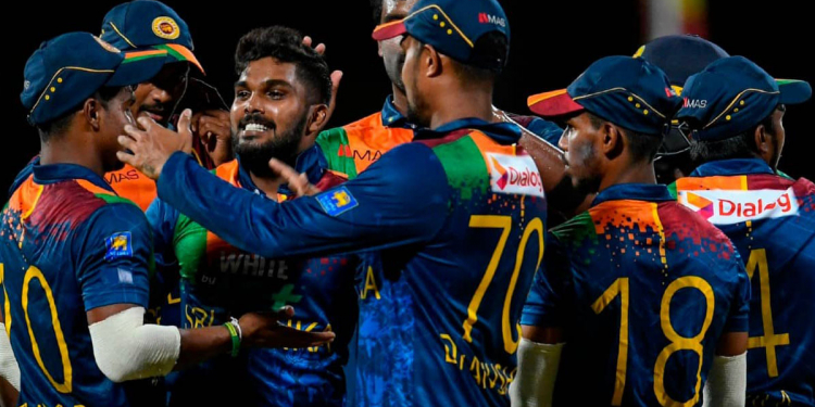 අපේ ටීම් එකේ ධනුෂ්කලා-වනිදුලා-චාමිකලා-භානුකලා ඕස්ට්‍රේලියාවේ ගිහින් ක්‍රිකට් ගැහිල්ල පැත්තකින් තියා පිස්සු කෙළපු සම්පූර්ණ වාර්තාව මෙන්න! පිටු 62ක් තියෙනවා! EXCLUSIVE