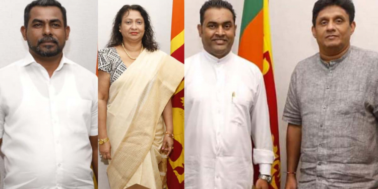 මහරගමින් කඩුවෙලින් අත්තනගල්ලෙන් සජබෙට මන්ත්‍රීවරු එකතුවීම පටන් ගනී! (PHOTOS)