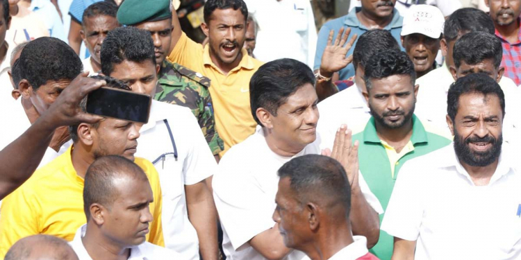 සභාවේ අනුග්රහයෙන් සභා භූමිය තුළදීම ගමේ තරුණයන්ට තොරතුරු තාක්ෂණය උගන්වන අලුත් වැඩපිළිවෙළක්! ගම හදලා රට හදන වැඩපිළිවෙළ සජිත් මොරවැවදී එළියට දමයි! VIDEO & PHOTOS