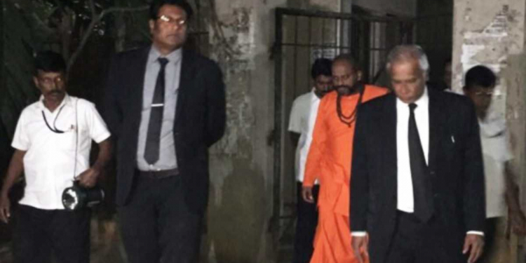 ජනාධිපති යාපනයේ ගිය ‌වෙලාවේ විරෝධය පළකළ වේලන් සාමි අත්අඩංගුවට ගනී! අධිකරණයෙන් ඇප දෙයි!