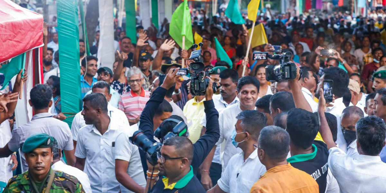 ඉන්දියාව දියුණු වුණේ ඩිජිටල් විප්ලවයකින්! ලංකාවේ සෑම දිස්ත්‍රික්කයකටම සජිත්ගෙන් ඩිජිටල් පුරවර! නාත්තන්ඩියේදී සජිත් රට ගොඩගන්න සැලැස්ම කියයි! VIDEO & PHOTOS