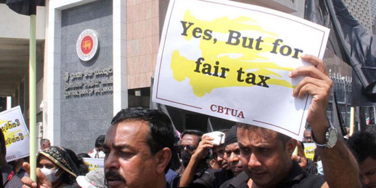ආණ්ඩුව ගහපු බද්දට එරෙහිව මහබැංකුවත් හෙට පාරට බසී! දාපු නිවේදනය මෙන්න!