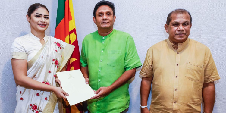 ලක්ෂ 64ක් ඉන්න පෞද්ගලික අංශයේ වෘත්තීය සමිතිවලට නායකත්වය හිරුණිකාට පවරයි! VIDEO