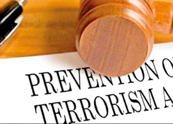 ‘ත්‍රස්තවාදියා කියලා තීන්දු කරන්නෙත් ජනාධිපති! රඳවා තියාගන්නේ කොහේද කියලා තීන්දු කරන්නෙත් ජනාධිපති! අභියාචනා කළොත් විමර්ශන කණ්ඩායම පත්කරන්නෙත් ජනාධිපති! අලුත් ත්‍රස්ත පනතේ සියලු බලතල ජනාධිපතිට!’ විපක්ෂයේ දැඩි විරෝධය පළවෙයි! VIDEO
