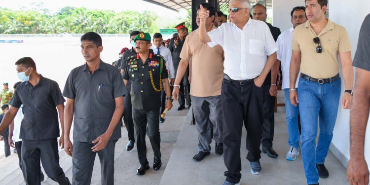 මහින්ද හදපු දියගම ‘මහින්ද රාජපක්ෂ ක්රීඩාංගණය’ බලන්න රනිල් යයි! PHOTOS