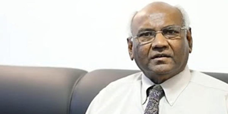 ජනාධිපති අනිවාර්යයෙන්ම ඡන්දෙට සල්ලි දෙන්න ඕන! ප්රජාතන්ත්රවාදය ගැන කතා කරන රනිල් සල්ලි නොදී කරන්නේ ලොකු අපරාධයක්! හිටපු මැකො දේශප්රිය ඡන්දෙ කල්දාන්න ගේම් ගහද්දී කොමිසමේ හිටපු සාමාජික රත්නජීවන් හූල්ගෙන් ප්රකාශයක්! VIDEO