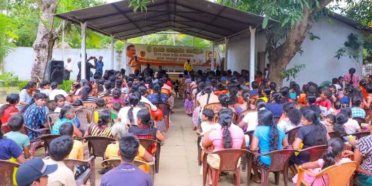 පොහොට්ටුව රට වටේ කැම්පේන් පටන් ගනී! මැතිවරණ මෙහෙයුම් කමිටු පිහිටුවයි! PHOTOS