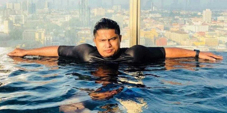 රත්මලාන හොල්ලගෙන ඉන්න කුඩු අංජු ප්‍රංශයේදී අල්ලයි! කිසිම පත්තරයක නොගිය-මව්රට විතරක් ලියපු අංජුගේ පාතාල ඉතිහාසය මෙන්න!