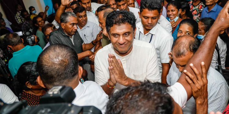 සජිත්ගෙන් ආණ්ඩුවට අභියෝගයක්! ලක්ෂ 2000ක් නෙමෙයි කෝටි 50000ක් දීලා හරි පුලුවන් නම් එක මන්ත්‍රී කෙනෙක් අරන් පෙන්වන්න! සල්ලිවලට ජනමතය පාවා දෙන කවුරුවත් අපි ගාව නෑ! VIDEO & PHOTOS