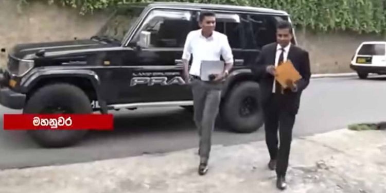 මහදවල් කෑගල්ලේදී ජිප් එකත් එක්කම ව්‍යාපාරිකයකු පැහැරගැනීමක්! අපි CID එකෙන් කියා මාංචුත් දමලා! කොළඹ අරන් එද්දී ගෙදරට දීපු ඇමතුමකින් සියල්ල කනපිට පෙරළෙයි! දිගට හරහට කෝල්ස් එයි! වාහනයේ සියලු ලියකියවිලි පරීක්ෂා කරයි! ප්‍රශ්නයක් නෑ කියයි! ප්‍රකාශයක් ලියාගනී! වරකාපොල පොලිසිය ළඟදි නිදහස් කරයි! ඇත්තටම ඒ ආවෙ CID එකද? එහෙම මිනිස්සු අරන් යන්න පුලුවන්ද? VIDEO