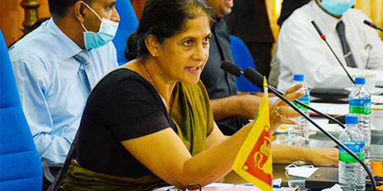 ගෝඨාගේ වියත්මගෙන් ආ නැගෙනහිර ආණ්ඩුකාරවරිය යටත්විජිත කාලයේ ඉඳන් තියෙන පාරකට සිංහල නමක් දාන්න ගිහින් මහා අවුලක් හදයි!