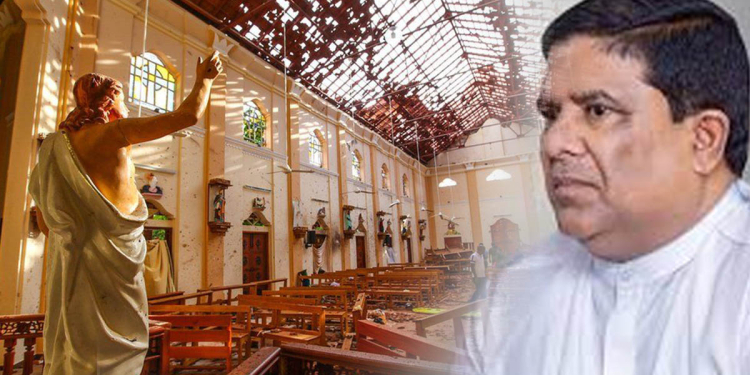 පාස්කු ‌ප්‍රහාරයේ සැකකරුවන් මියගියා! තොරතුරු අනාවරණය වෙන්නේ නෑ! මූලාශ්‍ර හොයාගන්න වෙන්නෙ නෑ! ප්‍රහාරයට වසර 4ක් පිරෙන මොහොතේ ආණ්ඩුව පැත්තෙන් ප්‍රකාශයක්! VIDEO