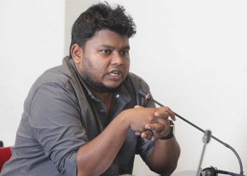 කැලණිය පරිගණක හා තාක්ෂණ පීඨය මාස 12කින් ප්‍රතිඵල නිකුත් කර නෑ! පේරාදෙණිය සමසෞඛ්‍ය විද්‍යා පීඨය තාමත් අධ්‍යයන කාලසටහන් ඉදිරිපත් කර නෑ! අන්තරේ වසන්ත පාර්ලිමේන්තුවට ඇවිත් කියයි! තේරීම් කාරක සභාව වහාම ක්‍රියාමාර්ග ගනී!