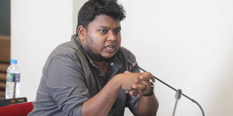 කැලණිය පරිගණක හා තාක්ෂණ පීඨය මාස 12කින් ප්‍රතිඵල නිකුත් කර නෑ! පේරාදෙණිය සමසෞඛ්‍ය විද්‍යා පීඨය තාමත් අධ්‍යයන කාලසටහන් ඉදිරිපත් කර නෑ! අන්තරේ වසන්ත පාර්ලිමේන්තුවට ඇවිත් කියයි! තේරීම් කාරක සභාව වහාම ක්‍රියාමාර්ග ගනී!