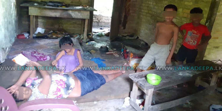 ළමයි තුන්දෙනෙක් දින ගණනාවක් කන්න නැතිව බඩගින්නේ ඉඳලා! හරියට අඳින්න ඇදුමක්වත් නෑ! අම්මා ලෙඩට බෙහෙත් ගන්න විදිහක් නැතිව ගෙයි බිමම වැතිරිලා ඉඳලා! සාගින්නේ මැරෙන්න ගිය පවුලක් පොලිසියෙන් බේරගනී! මේ වැඩි දුරක් නෙමෙයි මිනුවන්ගොඩ වෙච්ච දෙයක්! ඔන්න අණබෙර ගහන සංවර්ධනයේ හැටි!
