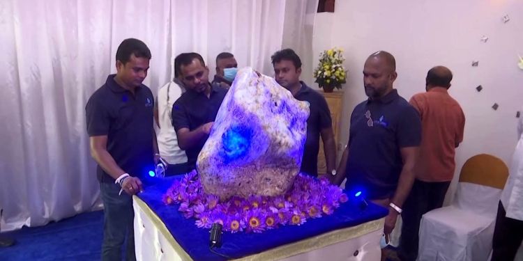 මතකද රාජපක්ෂ ආණ්ඩුව ගහපු මේ බොරුව? මතකද මේ රටේ ටෙලිවිෂන් පත්තර මේක ගැන කියලා මිනිස්සුන්ව අන්දපු හැටි! අද බොරුව එළියට ආවා! VIDEO I Sri Lanka Latest News