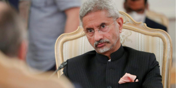 රුසියාවේ තෙල් ප්‍රශ්නයට ජෙයිශංකර් සැර උත්තරයක් දෙයි!
